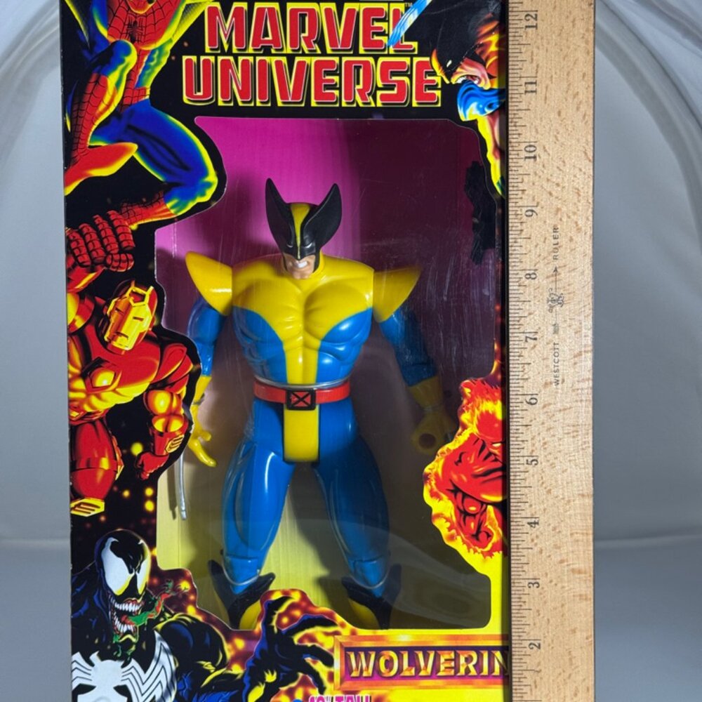 1997 Toy Biz Marvel Universe  WOLVERINE X-MEN Action Figure - Picture 9 of 10